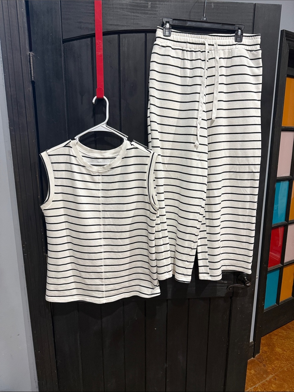 Womens Sleeveless Striped Tank Top and Jogger Set - White/Black